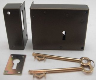 CERRADURA SOBREPONER  102-10  ILARGI